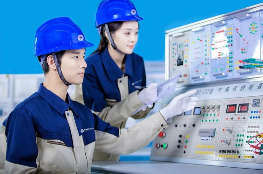 同樣是電工,為啥有人能大幅漲薪?原來偷偷學了PLC!