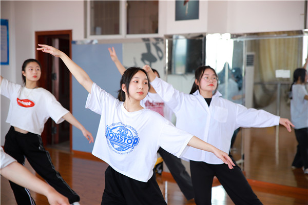 IMG_9909修后.jpg