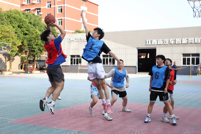 ��Ѫȼ��ِ�����ഺ�Wҫ�@�� ���3V3У�@�@��ِ�ĸ߹�r����